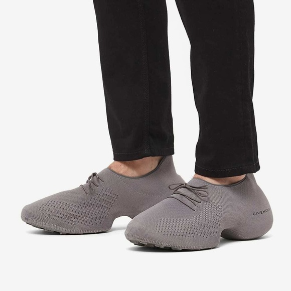 Givenchy Men\'s TK-360 Knit Sneakers – Graphite